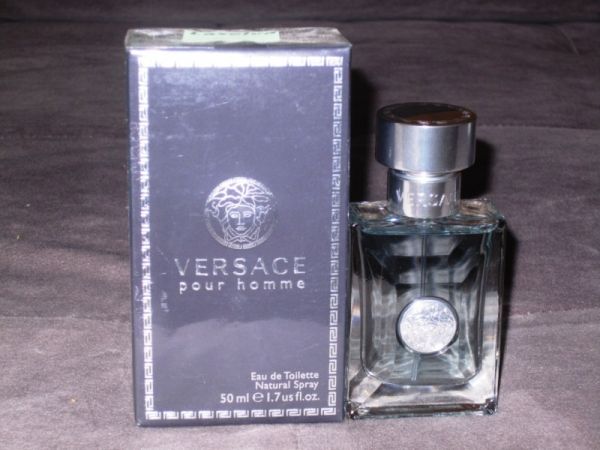 Perfume Versace Pour Homme Gianni Versace EDT Masculino 50ml